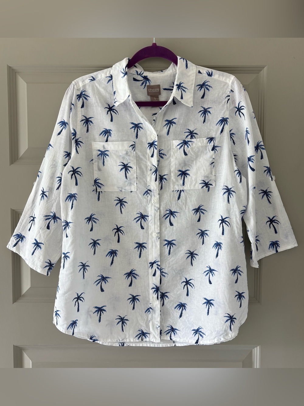 Chicos Sz 1 Cotton Linen Blend White Blue Palm Tree Print Button Up Shirt